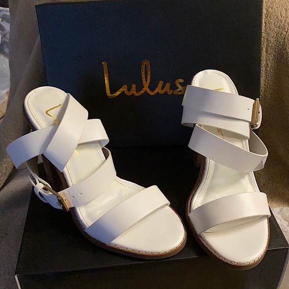 Lulus Shoes - Lulus white leather strap heals
